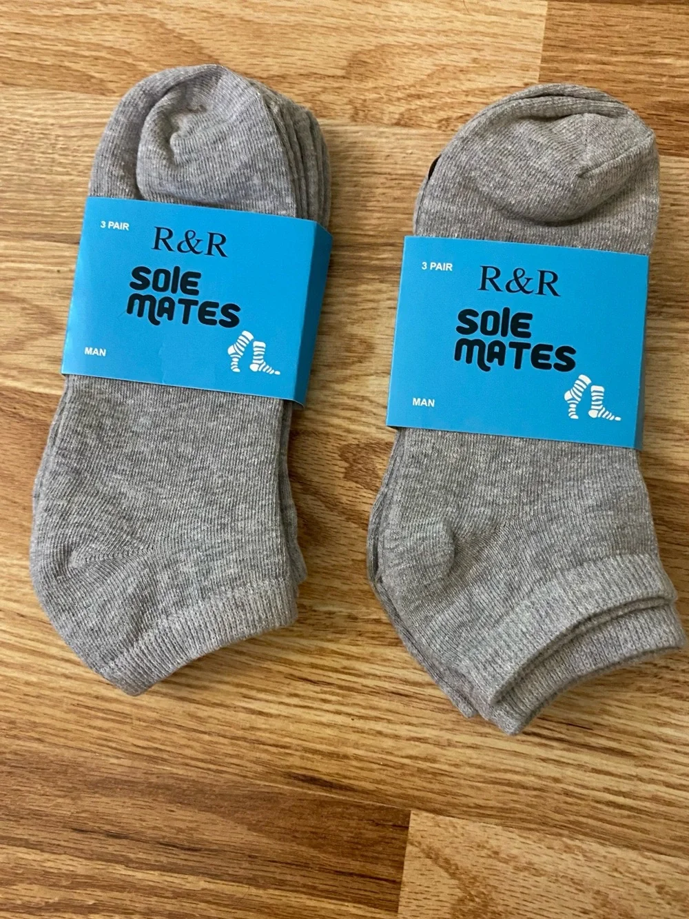 Men's Low-Cut Athletic Socks - Gray (6 Pair) 3 In Each Pack  NWT